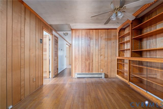 615 Seay Rd, Manakin Sabot, VA 23103