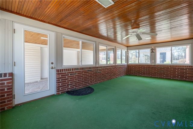 615 Seay Rd, Manakin Sabot, VA 23103