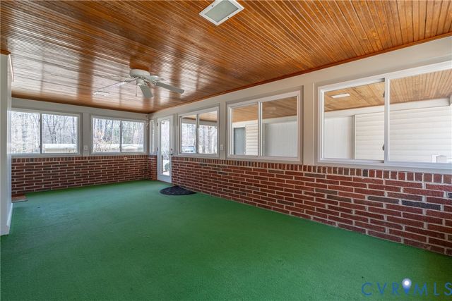 615 Seay Rd, Manakin Sabot, VA 23103