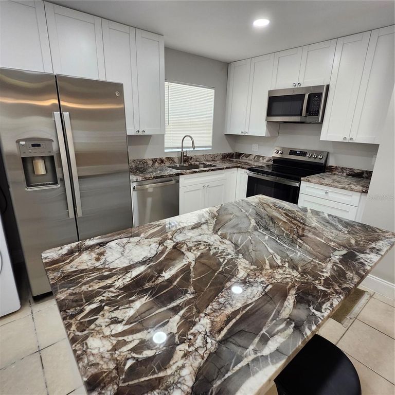15406 AVALON AVENUE 3, Clearwater, FL 33760