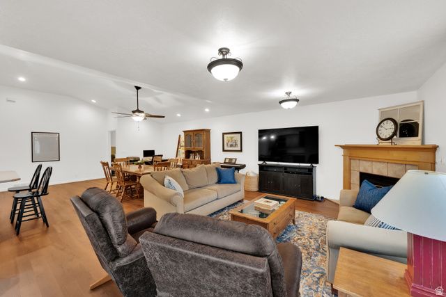 954 W RUBY WAY, West Bountiful, UT 84087