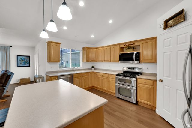 954 W RUBY WAY, West Bountiful, UT 84087