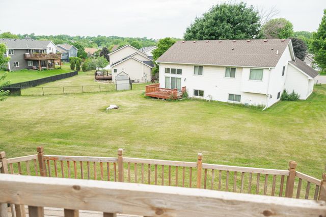 343 Pendryn Hill Curve, Woodbury, MN 55125