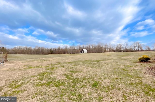 1985 HOLLAND CLIFFS RD, Huntingtown, MD 20639