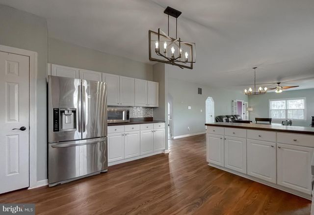 1985 HOLLAND CLIFFS RD, Huntingtown, MD 20639