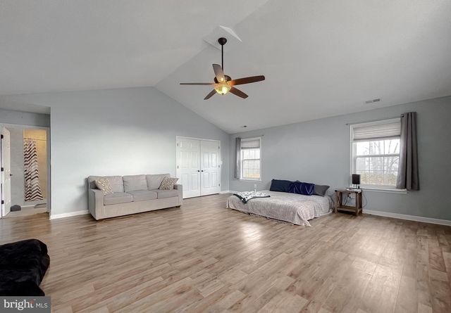 1985 HOLLAND CLIFFS RD, Huntingtown, MD 20639