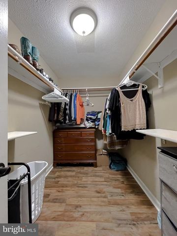 1985 HOLLAND CLIFFS RD, Huntingtown, MD 20639