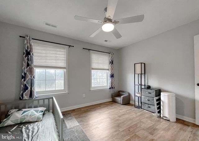 1985 HOLLAND CLIFFS RD, Huntingtown, MD 20639