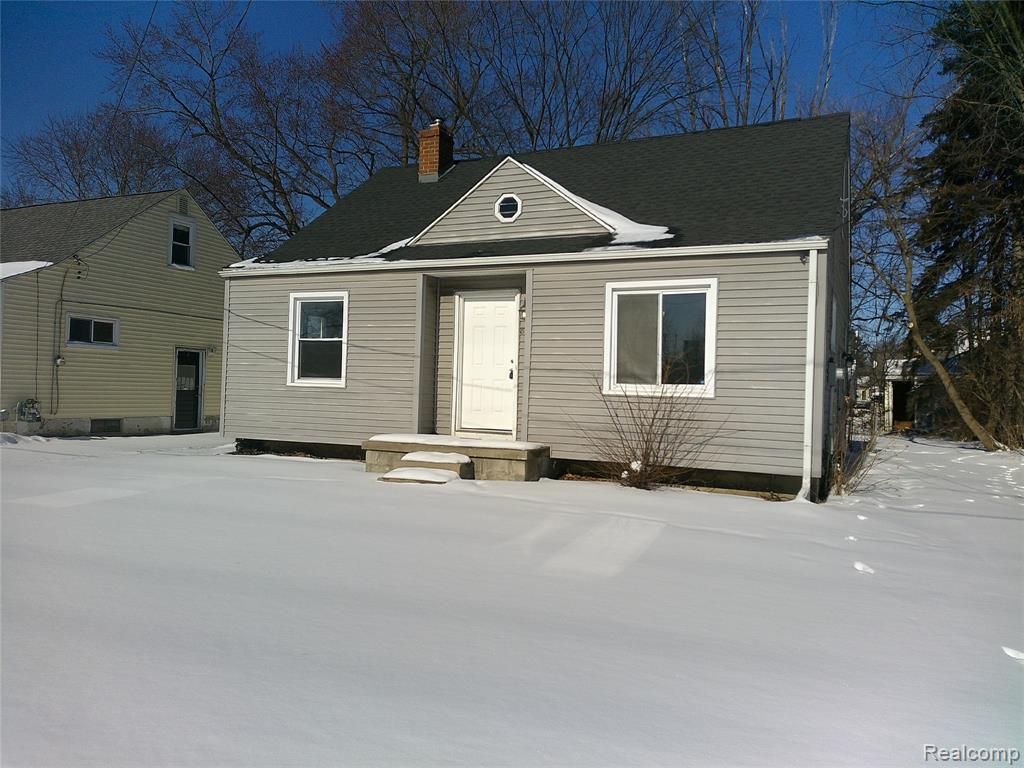 846 W Hemphill Road, Flint, MI 48507