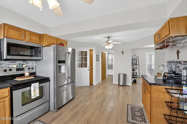 1655 Latcha Road, Millbury, OH 43447