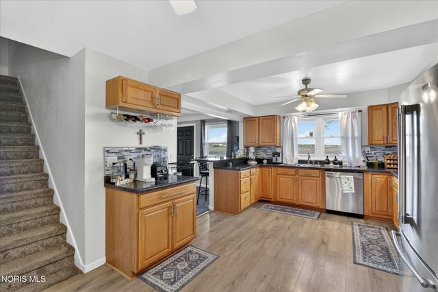 1655 Latcha Road, Millbury, OH 43447
