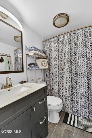 1655 Latcha Road, Millbury, OH 43447