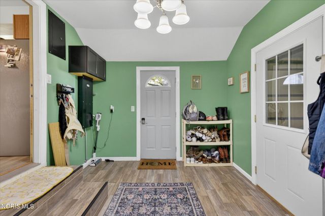 1655 Latcha Road, Millbury, OH 43447