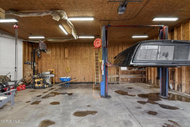 1655 Latcha Road, Millbury, OH 43447