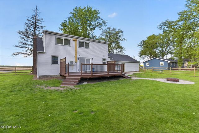 1655 Latcha Road, Millbury, OH 43447