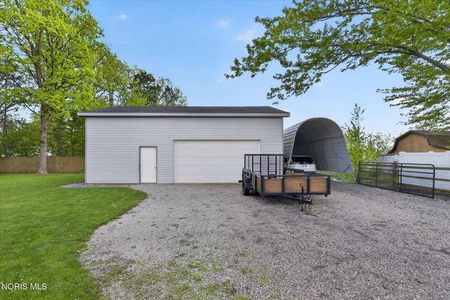 1655 Latcha Road, Millbury, OH 43447