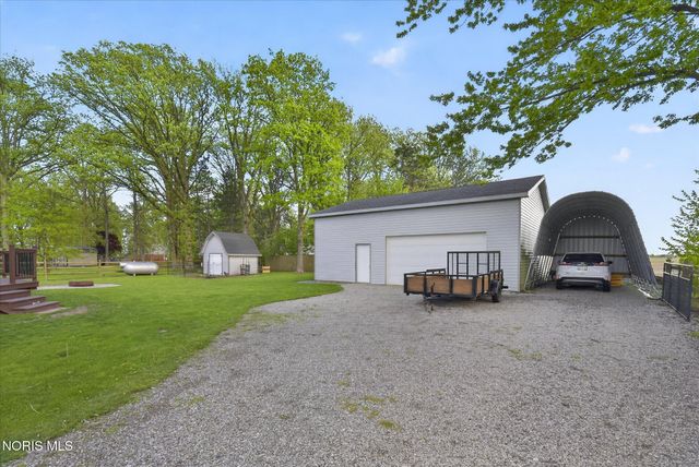 1655 Latcha Road, Millbury, OH 43447