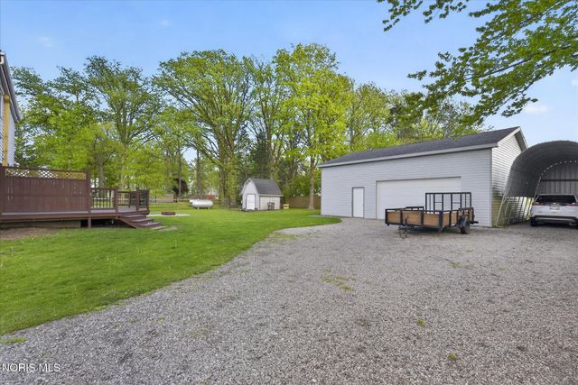 1655 Latcha Road, Millbury, OH 43447