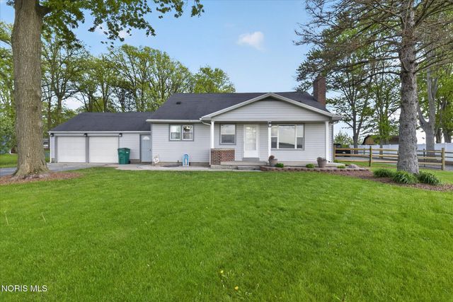 1655 Latcha Road, Millbury, OH 43447