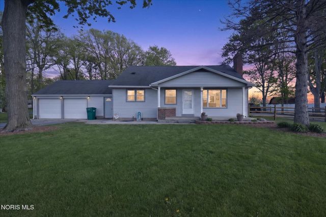 1655 Latcha Road, Millbury, OH 43447