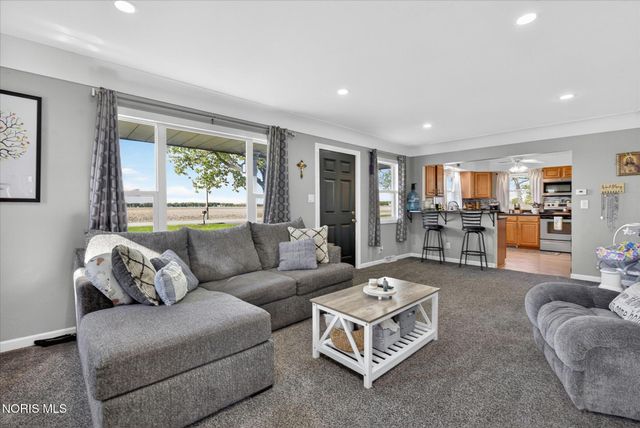 1655 Latcha Road, Millbury, OH 43447