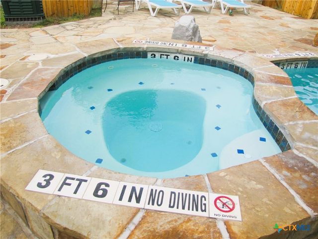 730 E Mather Street J203, New Braunfels, TX 78130