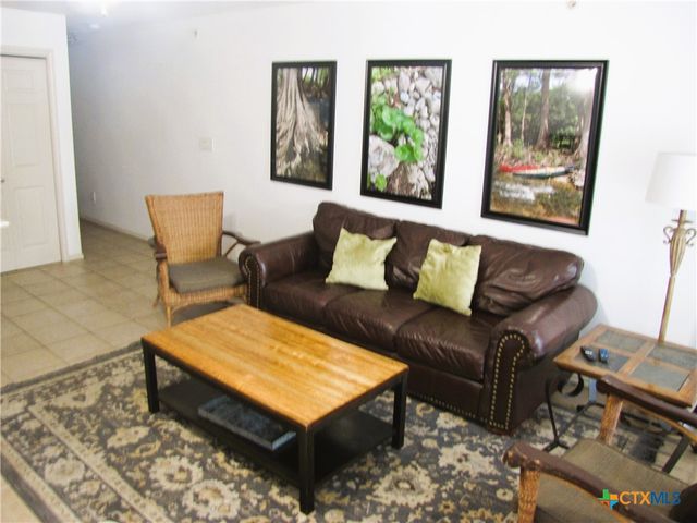 730 E Mather Street J203, New Braunfels, TX 78130