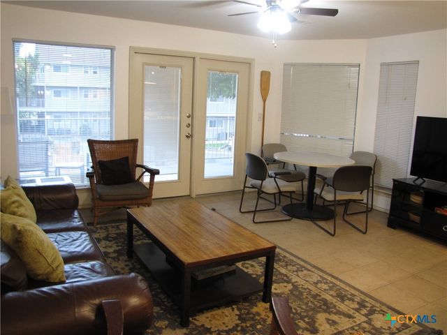 730 E Mather Street J203, New Braunfels, TX 78130