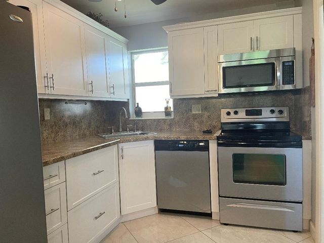 8900 Washington Boulevard 105a, Hollywood, FL 33025