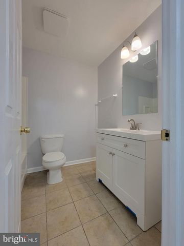 97 SPRING ST, Trenton, NJ 08618