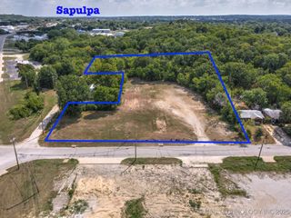 215 S Hawthorne Street, Sapulpa, OK 74066