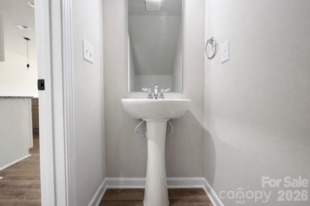 5905 Wallace Avenue, Charlotte, NC 28227