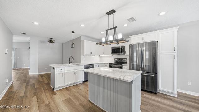 13001 AMBRIDGE Lane, Jacksonville, FL 32225