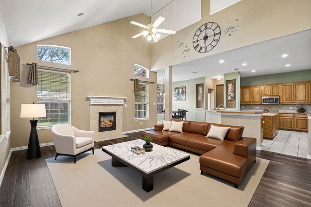 4315 Palmer Drive, Mansfield, TX 76063