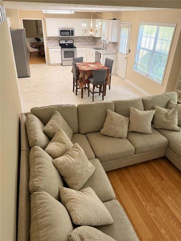804 Pownal Lane, Hampton, GA 30228
