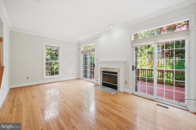 6030 KELSEY COURT, Falls Church, VA 22044