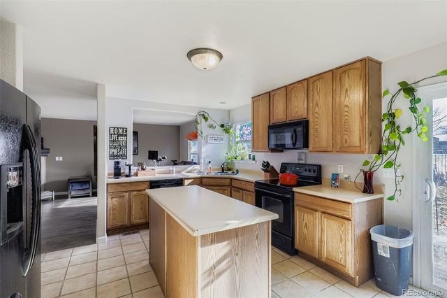 26053 E Geddes Circle, Aurora, CO 80016