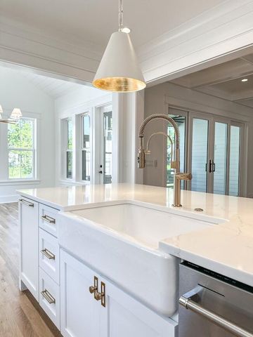 3894 Summerton Street, Mount Pleasant, SC 29466