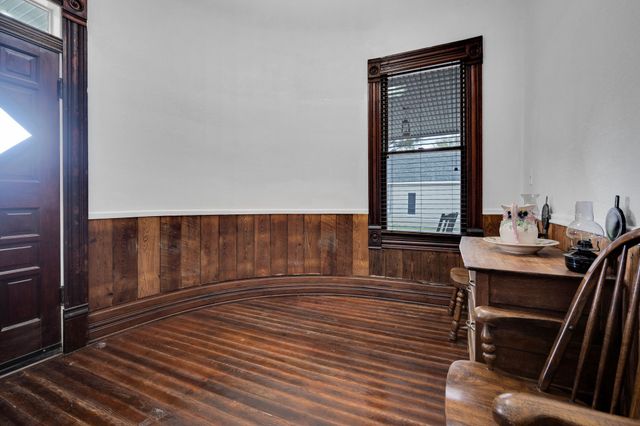 312 W 8th Street, Ferris, TX 75125