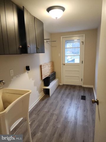 1220 HAWTHORNE LN, West Chester, PA 19380