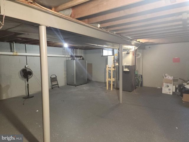 1220 HAWTHORNE LN, West Chester, PA 19380