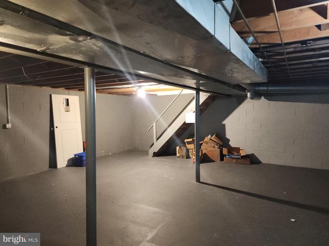 1220 HAWTHORNE LN, West Chester, PA 19380