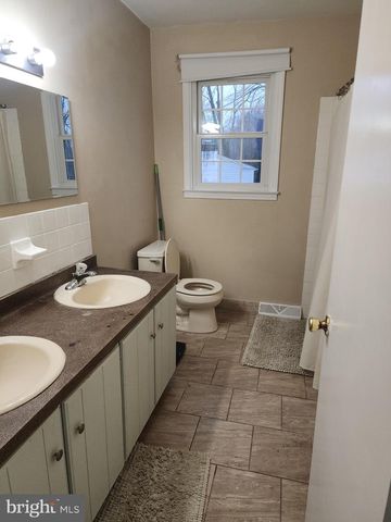 1220 HAWTHORNE LN, West Chester, PA 19380