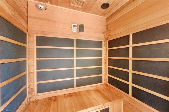 4244 Raffia Palm CIR, Naples, FL 34119