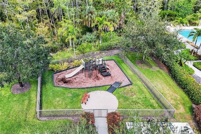 4244 Raffia Palm CIR, Naples, FL 34119
