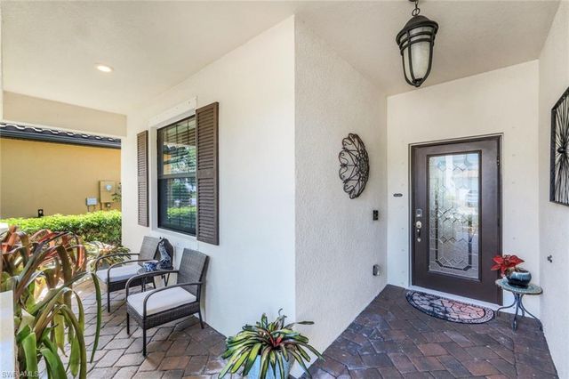 4244 Raffia Palm CIR, Naples, FL 34119