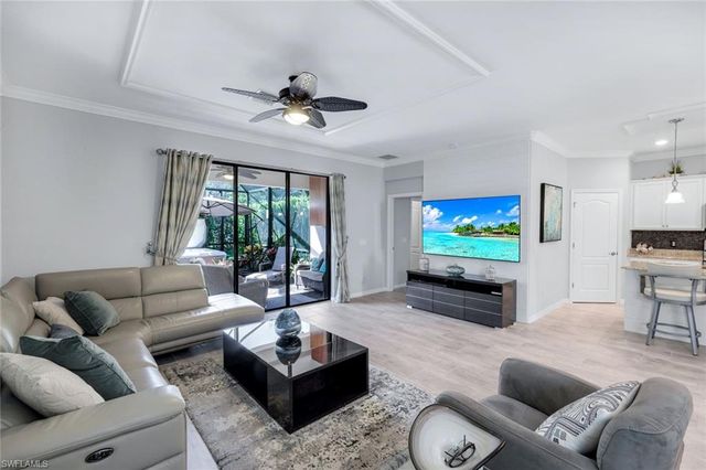 4244 Raffia Palm CIR, Naples, FL 34119