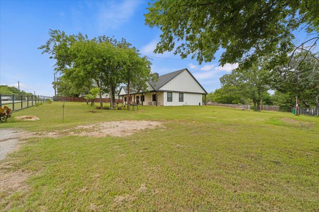 5509 County Road 1022, Joshua, TX 76058