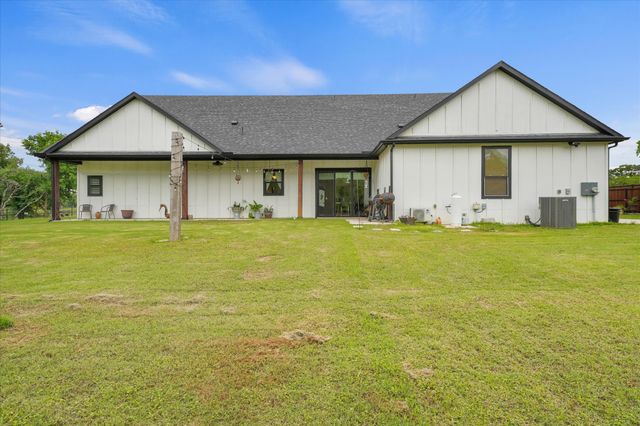 5509 County Road 1022, Joshua, TX 76058