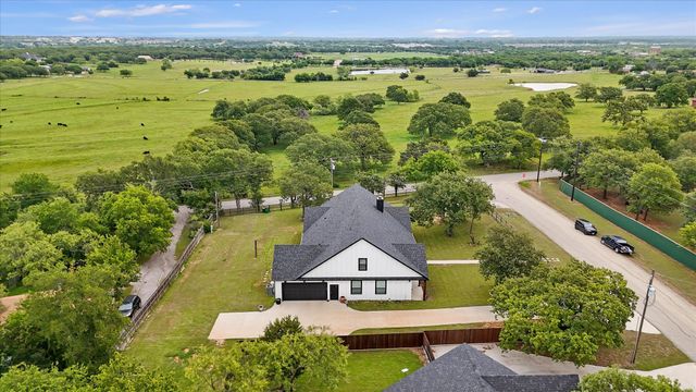 5509 County Road 1022, Joshua, TX 76058